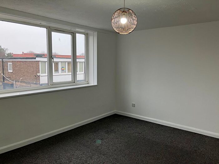 2 Bedroom Flat To Rent In Church Street, Conisborough, DN12