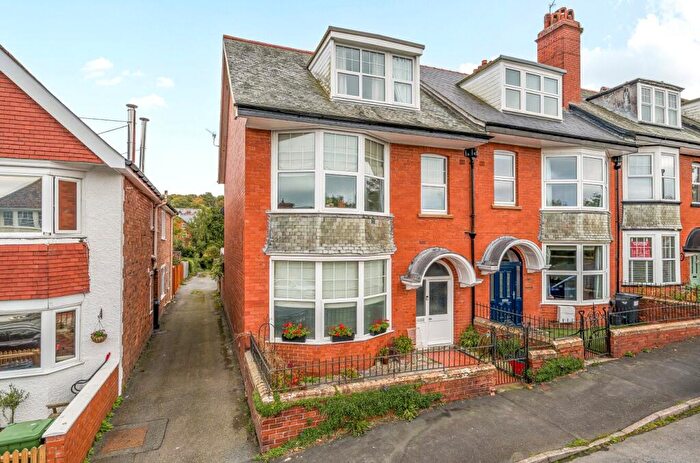 6 Bedroom Link Detached House For Sale In Montpellier Park, Llandrindod Wells, Powys, LD1