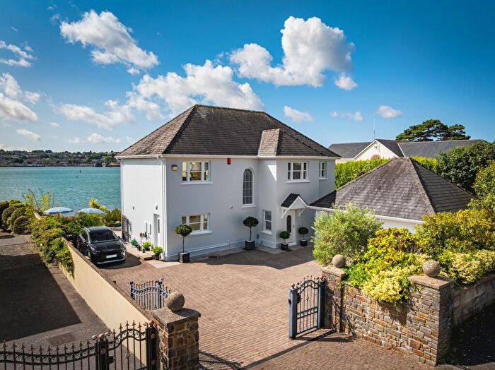 5 Bedroom Detached House For Sale In Haven View, Neyland, SA73