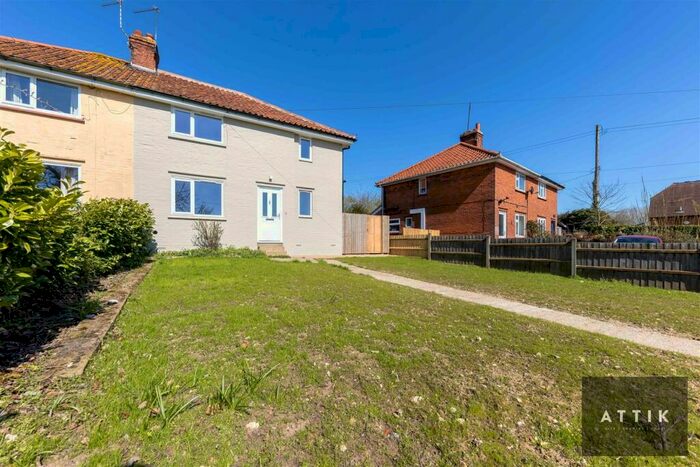 3 Bedroom Semi-Detached House For Sale In Halesworth Road, Chediston, IP19