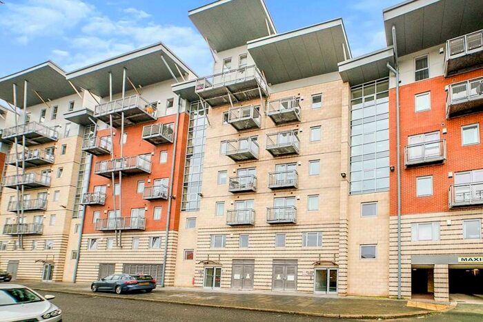 2 Bedroom Flat To Rent In River View, Low Street, Sunderland, Tyne And Wear, SR1