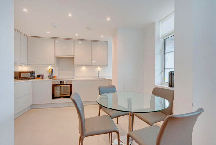 1 Bedroom Apartment To Rent In Grove End Gardens, Grove End Road, St Johns Wood, London, NW8