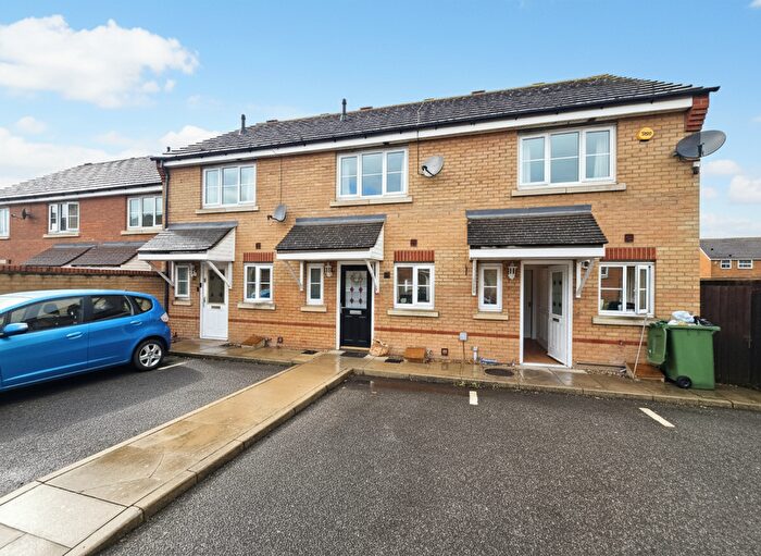 2 Bedroom Terraced House To Rent In Nightingale Crescent, Romford, RM3