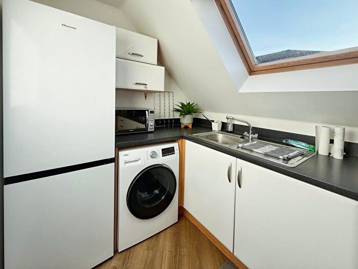 1 Bedroom Maisonette To Rent In Skippetts Gardens, Basingstoke, RG21