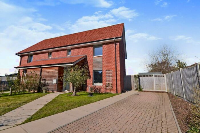 3 Bedroom Semi-Detached House For Sale In Munson Mill Close, Wimbish, Saffron Walden, CB10