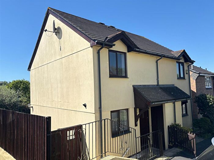 2 Bedroom End Of Terrace House To Rent In The Speares, Saltash, PL12
