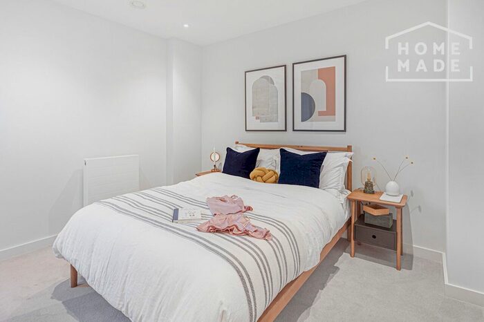 1 Bedroom Flat To Rent In George Street, Croydon, CR0