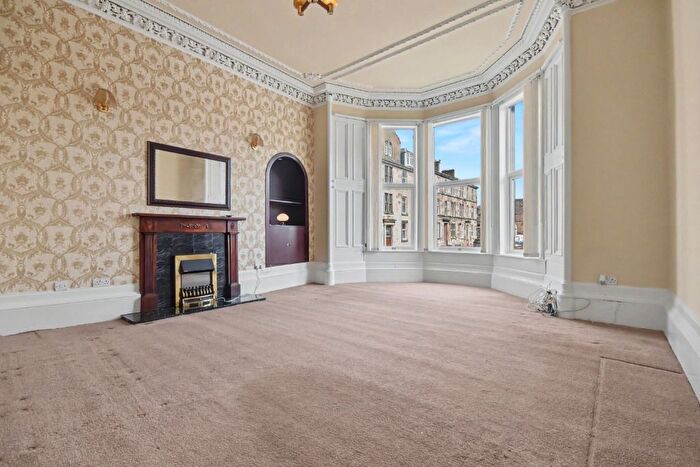3 Bedroom Flat For Sale In Mearns Street, Inverclyde, Greenock, PA15