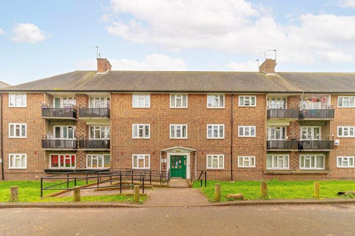 2 Bedroom Flat To Rent In Hillside House, Croydon, CR0