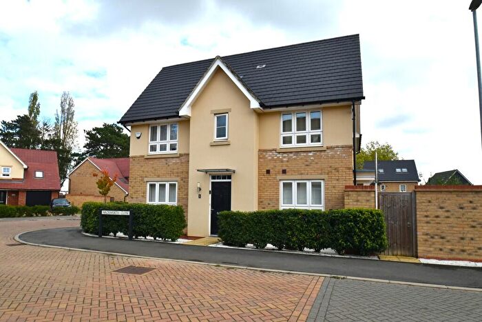 3 Bedroom Semi-Detached House For Sale In Wadsworth Close, St. Ives, PE27