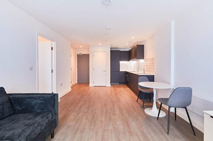 1 Bedroom Apartment To Rent In Insignia, Talbot Road, Old Trafford, Manchester, M16