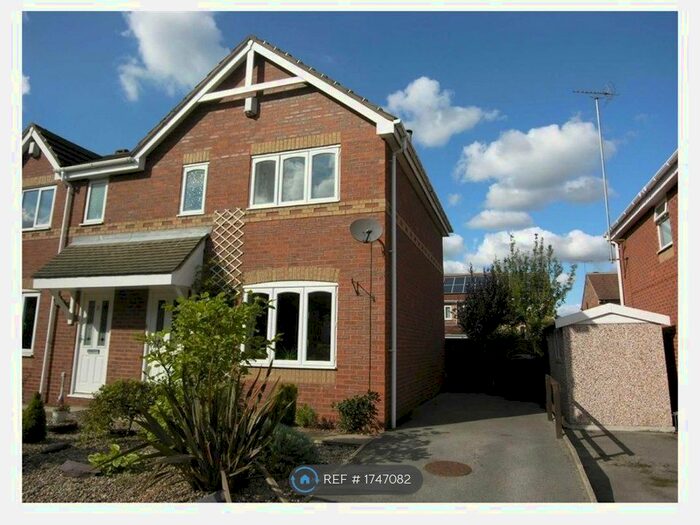 3 Bedroom Semi-Detached House To Rent In Wordsworth Approach, Pontefract, WF8