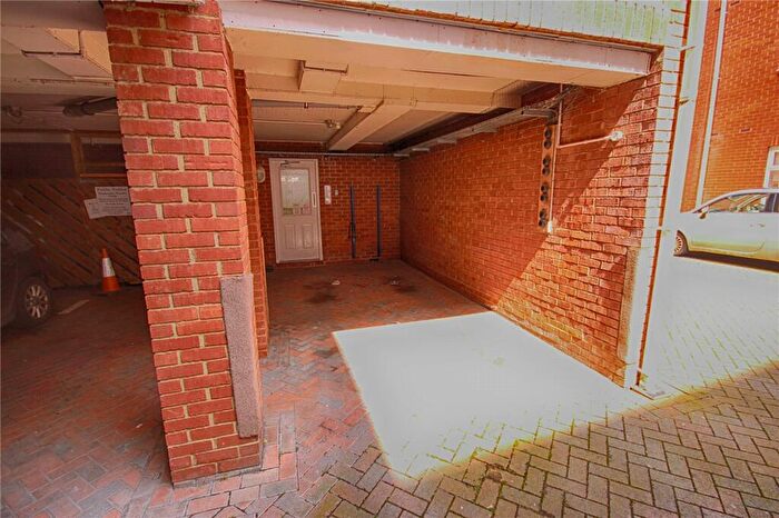 1 Bedroom Flat To Rent In New Street, Cheltenham, GL50
