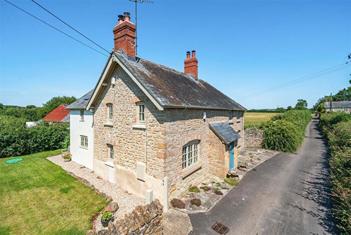 4 Bedroom Detached House For Sale In Claycastle, Haselbury Plucknett, Crewkerne, TA18