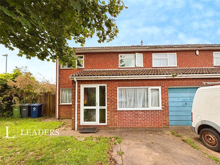 3 Bedroom Semi-Detached House To Rent In Greenfields, Earith, Huntingdon, PE28