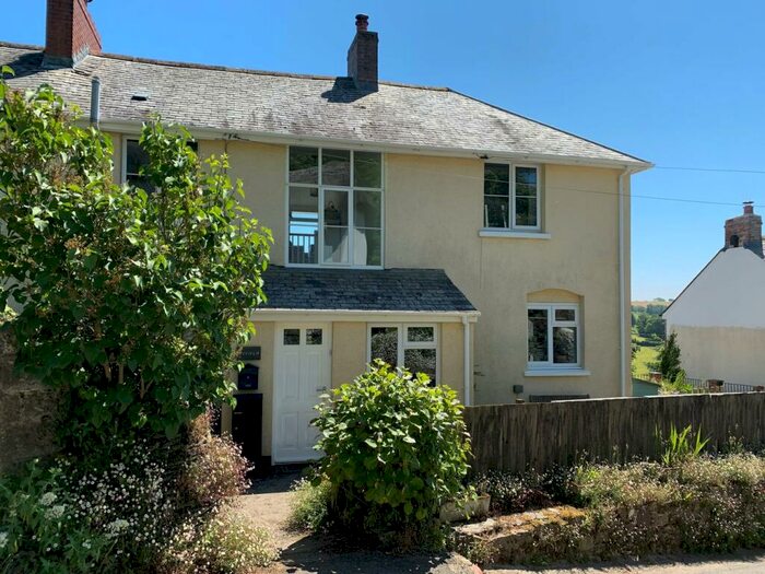 3 Bedroom Semi-Detached House For Sale In Northleigh Hill, Goodleigh, Barnstaple, EX32