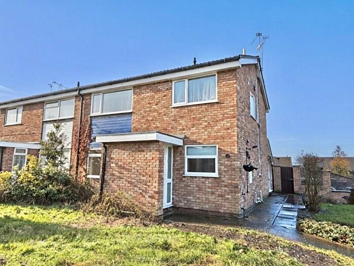2 Bedroom Ground Maisonette For Sale In Tavistock Drive, Leicester, Leicestershire., LE5