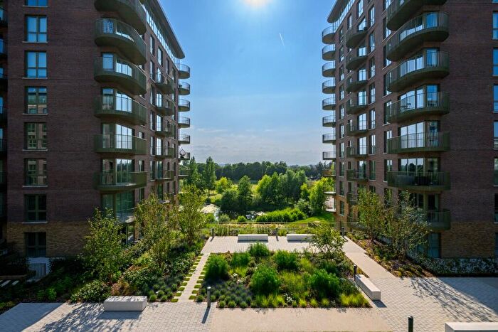 1 Bedroom Apartment For Sale In Kidbrooke Village Sales & Marketing Suite, Pegler Square, London, SE3
