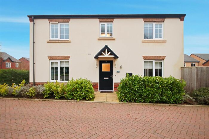 4 Bedroom Detached House For Sale In Risley Way, Wingerworth, Chesterfield, S42