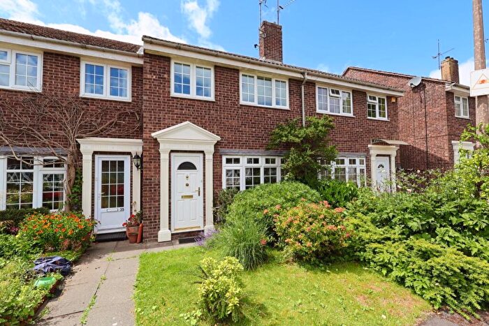 3 Bedroom Mews For Sale In Eaton Mews, Chester, CH4