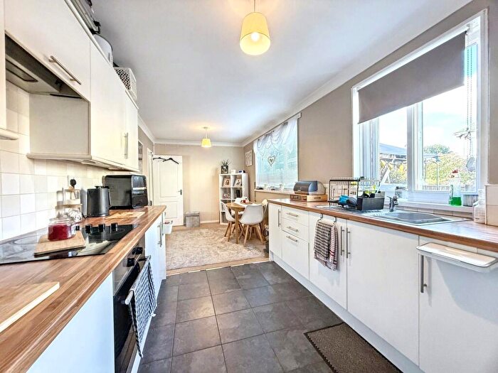 3 Bedroom Semi-Detached House For Sale In Hillsyde Crescent, Thornley, Durham, Durham, DH6
