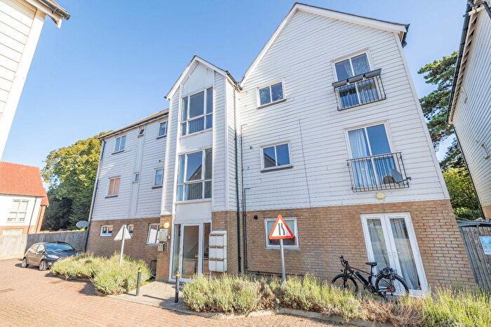 2 Bedroom Flat For Sale In Milne Road, Willesborough, Ashford, Kent, TN24