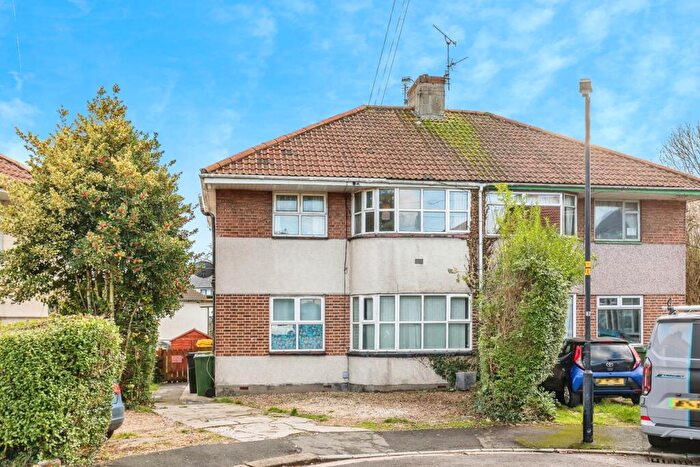 2 Bedroom Flat For Sale In Gilda Close, Whitchurch, Bristol, BS14