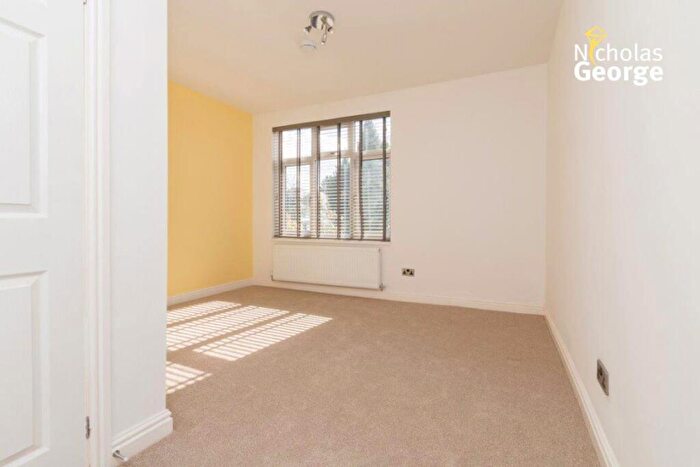 1 Bedroom Flat To Rent In Woodstock Road, Moseley, B13