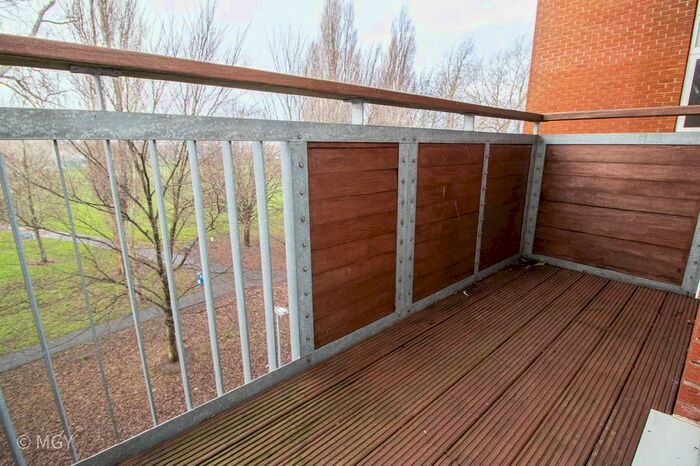 2 Bedroom Apartment To Rent In Jim Driscoll Way, Cardiff, CF11