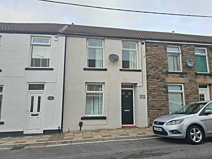 3 Bedroom Terraced House To Rent In Lee Street, Pontypridd, CF37