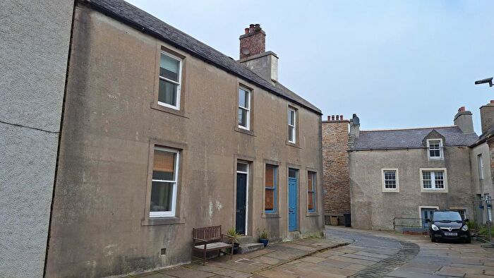 4 Bedroom End Of Terrace House For Sale In Alfred Street, Stromness. Orkney, KW16