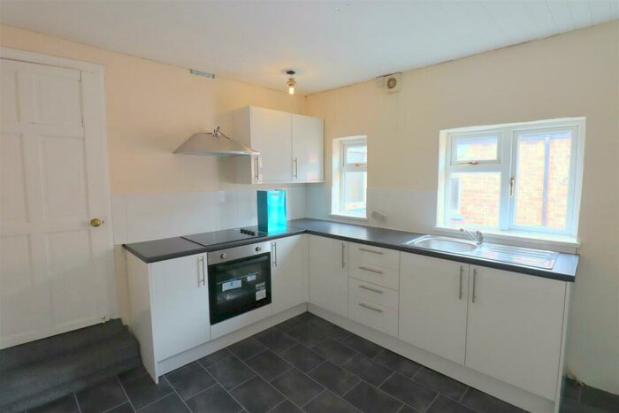 3 Bedroom Apartment To Rent In Nantwich Road, Crewe, Cheshire, CW2