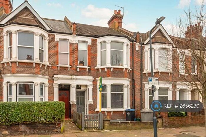 3 Bedroom Flat To Rent In Leghorn Road, London, NW10