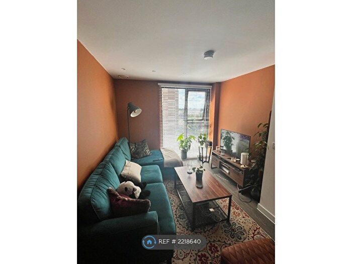 1 Bedroom Flat To Rent In Red, Manchester, M50