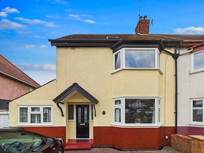 4 Bedroom Semi-Detached House For Sale In Bilford Road, Worcester, Worcestershire, WR3