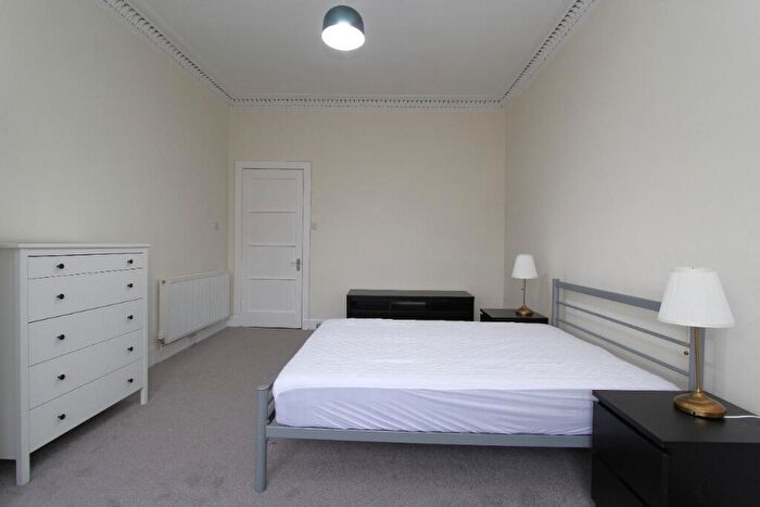 2 Bedroom Flat To Rent In Dalry Road, Dalry, Edinburgh, EH11