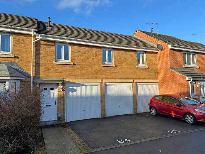 1 Bedroom Coach House For Sale In Rudman Park, Central Chippenham, SN15