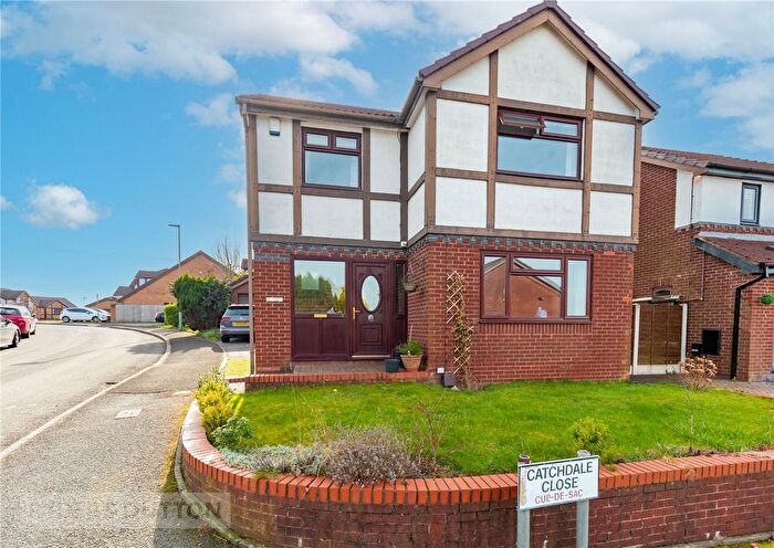 4 Bedroom Detached House For Sale In Catchdale Close, Blackley, Manchester, M9