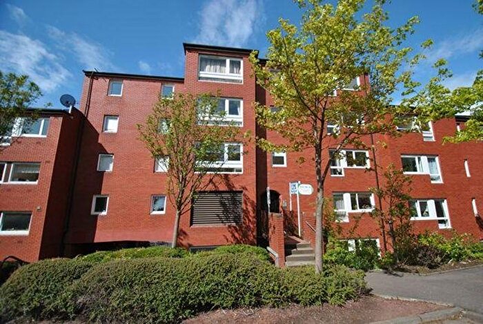 2 Bedroom Flat To Rent In Buccleuch Street, Glasgow, G3
