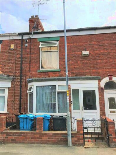 3 Bedroom Terraced House To Rent In Worthing Street, Hull, HU5