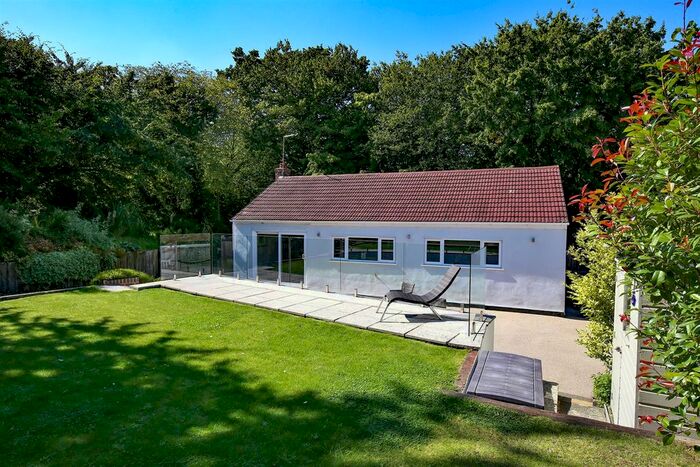 2 Bedroom Bungalow To Rent In Crouch Lane, Borough Green, Sevenoaks, TN15