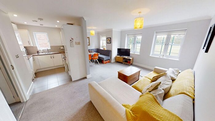 2 Bedroom Flat For Sale In Boundary View, Woodbridge Road, Guildford, GU1
