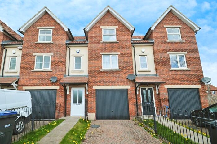 3 Bedroom Terraced House For Sale In Redfearn Mews, Harrogate, North Yorkshire, HG2