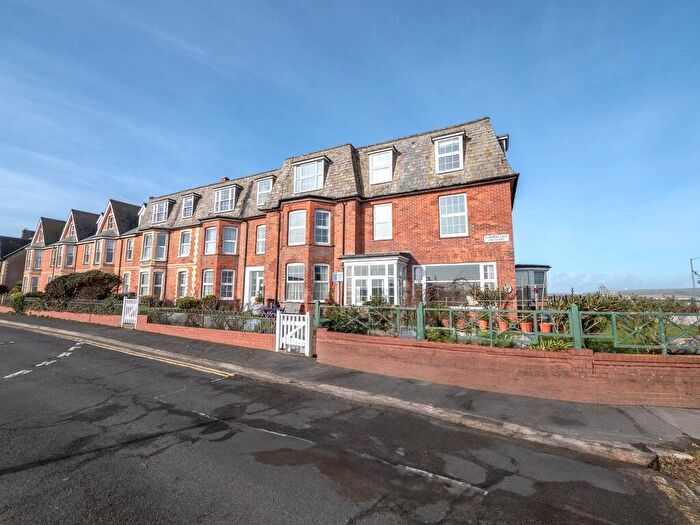 2 Bedroom Apartment To Rent In Summerleaze Crescent, Bude, EX23