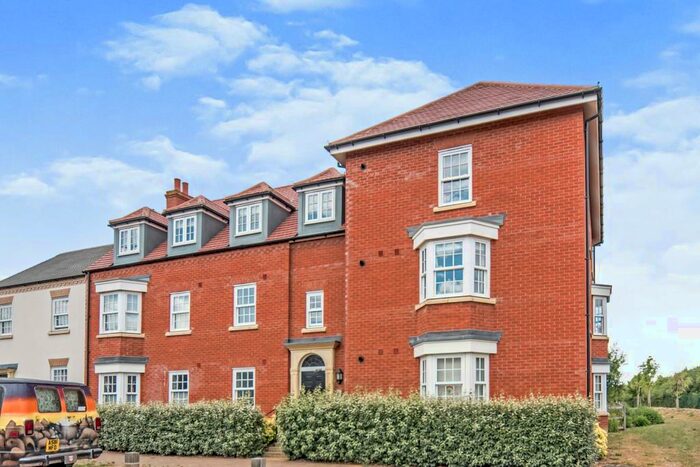 2 Bedroom Flat To Rent In WIlkinson Road, Kempston, MK42