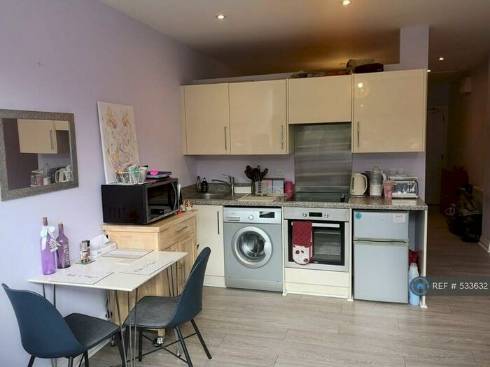 Studio To Rent In Media House, Chesham, HP5