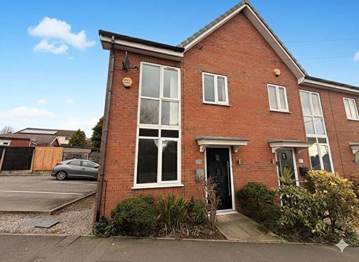 3 Bedroom Semi Detached House For Sale In Manchester Road, Blackrod, Bolton, Greater Manchester, BL6