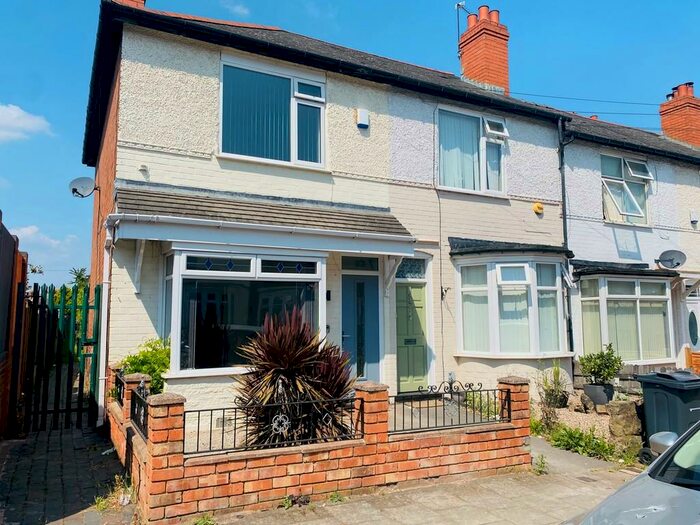 3 Bedroom End Of Terrace House To Rent In Blythswood Road, Tyseley, Birmingham, B11