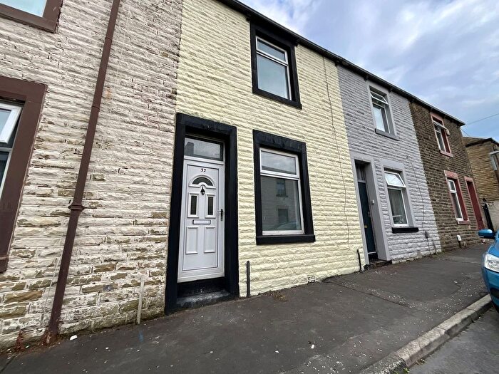 3 Bedroom Terraced House To Rent In Claughton Street, Burnley, BB10