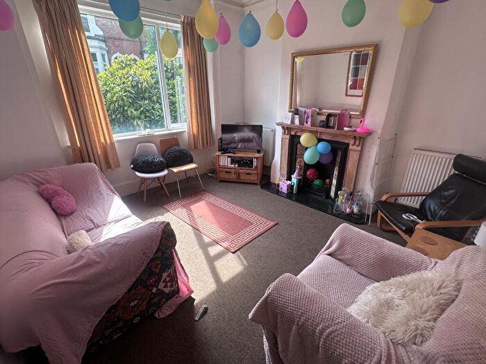 5 Bedroom Terraced House To Rent In Bowers Avenue, Nottingham, Nottinghamshire, NG3